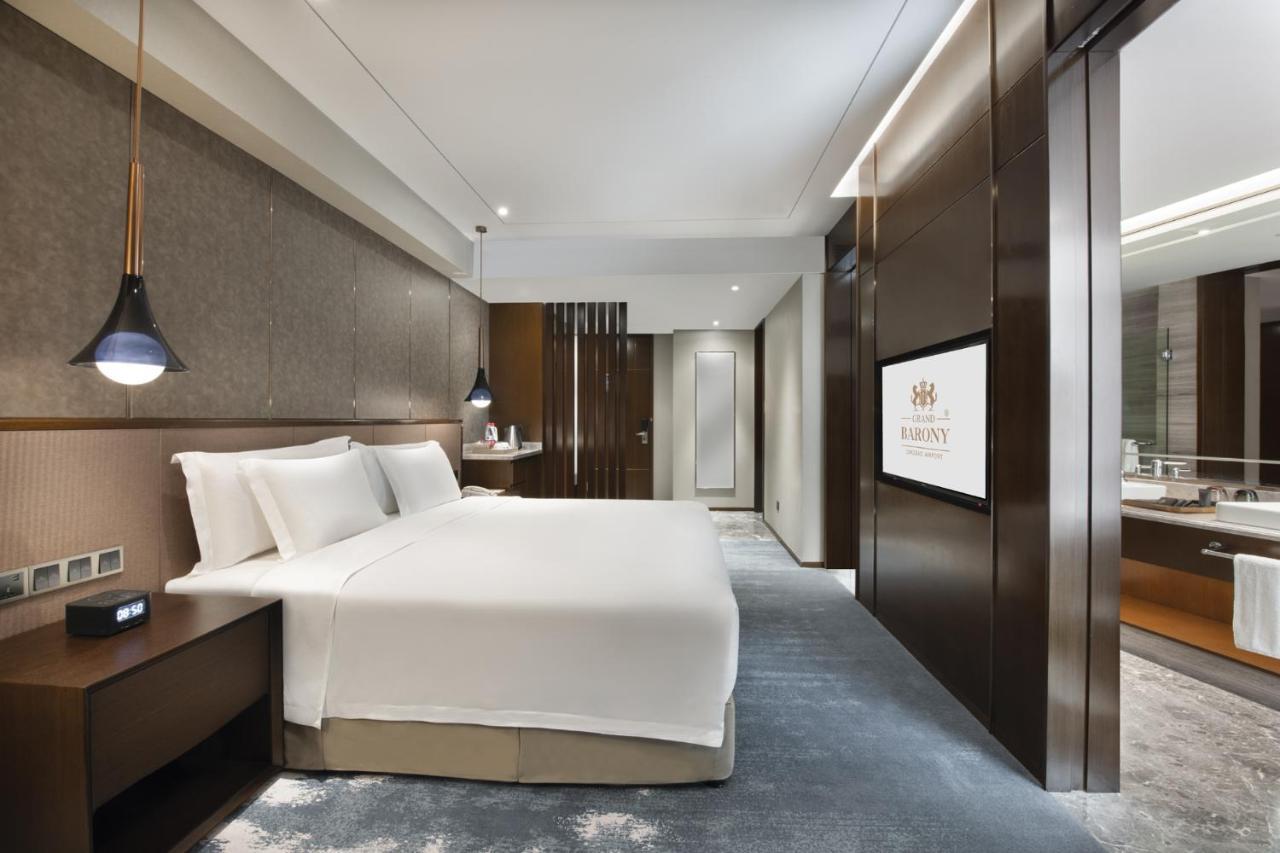 Grand Barony Qingdao Airport Hotel ภายนอก รูปภาพ